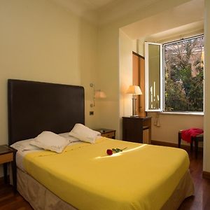 Kamer met een King Size Bed